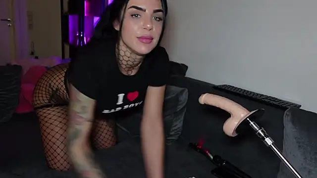 LexiCoco online show from December 2024 05:54:02 PM