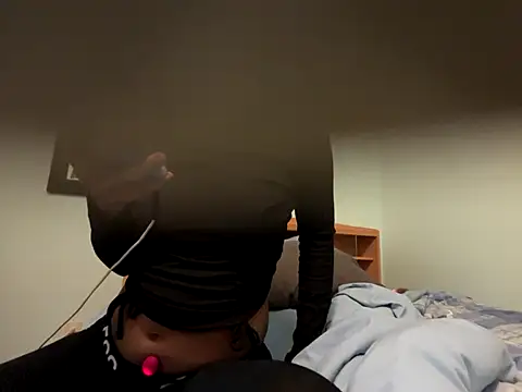 Snapshot of RylHoneyy chatting on November 2025 03:31:02 AM RylHoneyy online show from November 2025 03:31:02 AM