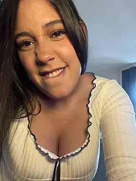 WHAAATTTTTTTTTT online show from May 2026 02:25:01 PM