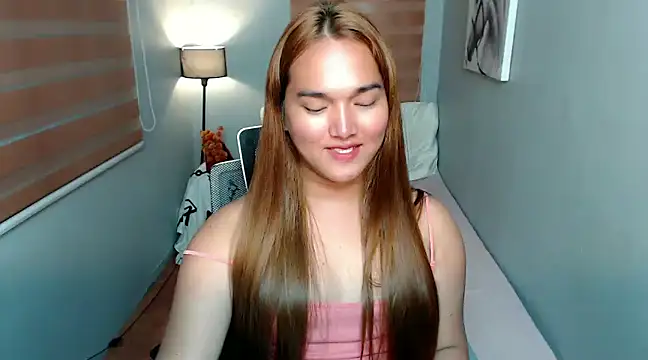 Snapshot of MoaningKylie chatting on December 2024 12:51:02 PM MoaningKylie online show from December 2024 12:51:02 PM