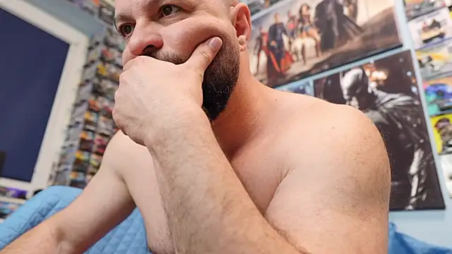 Muscle Bear online show from April 2026 06:38:01 AM