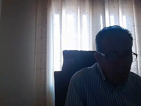 Snapshot of TonyComa chatting on September 2025 01:48:02 PM TonyComa online show from September 2025 01:48:02 PM