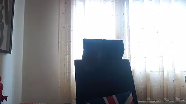 Snapshot of TonyComa chatting on February 2026 12:45:01 PM TonyComa online show from February 2026 12:45:01 PM