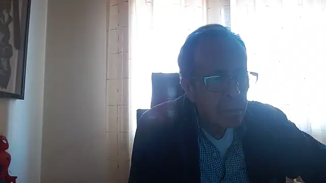 Snapshot of TonyComa chatting on April 2026 02:24:01 PM TonyComa online show from April 2026 02:24:01 PM