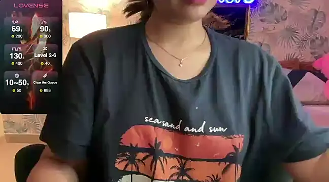 Snapshot of Sizzling__ZAARA chatting on February 2025 05:24:01 PM Sizzling ZAARA online show from February 2025 05:24:01 PM