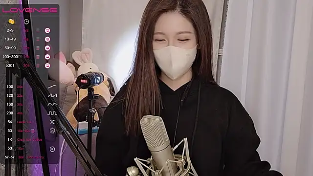 tw lala online show from March 2025 07:35:01 PM