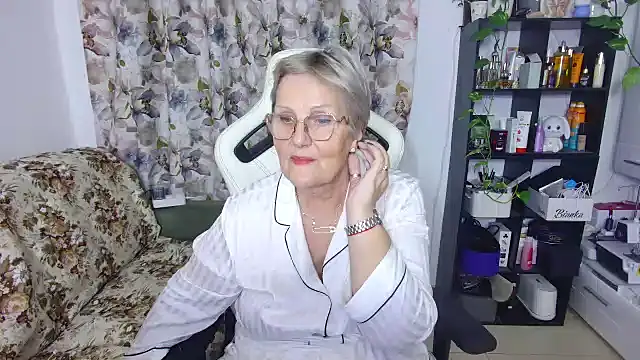 Selenna57 online show from February 2025 06:20:01 PM