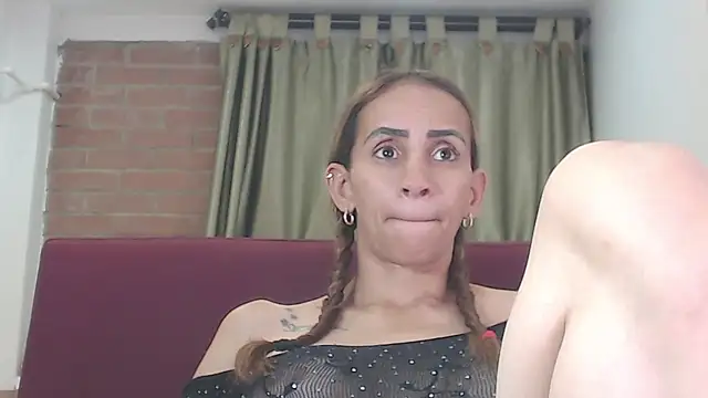Amber Moore online show from July 2026 12:13:02 AM