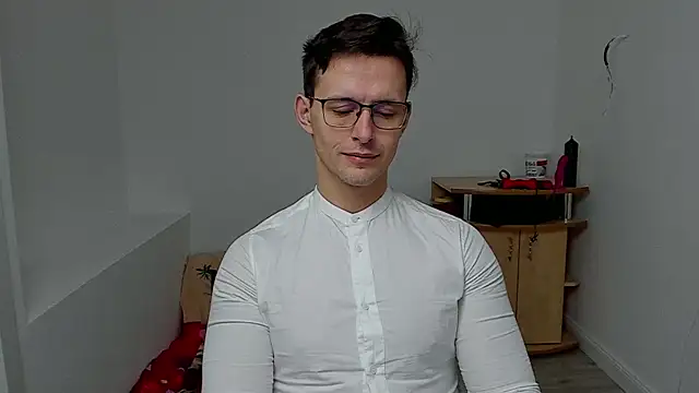 Snapshot of sexxymuscles4u chatting on January 2025 10:03:01 AM sexxymuscles4u online show from January 2025 10:03:01 AM