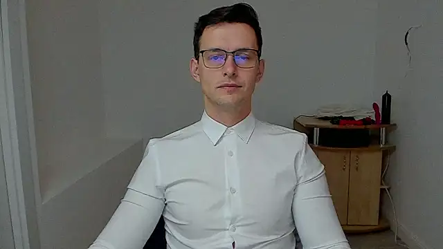 Snapshot of sexxymuscles4u chatting on January 2025 09:03:01 AM sexxymuscles4u online show from January 2025 09:03:01 AM