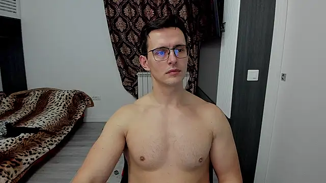 Snapshot of sexxymuscles4u chatting on February 2025 01:30:01 PM sexxymuscles4u online show from February 2025 01:30:01 PM