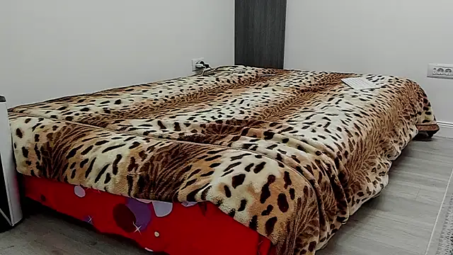 Snapshot of sexxymuscles4u chatting on February 2025 12:37:02 PM sexxymuscles4u online show from February 2025 12:37:02 PM