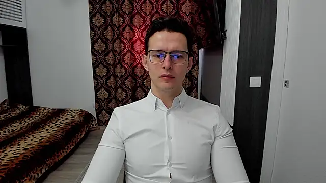 Snapshot of sexxymuscles4u chatting on March 2025 08:59:01 AM sexxymuscles4u online show from March 2025 08:59:01 AM