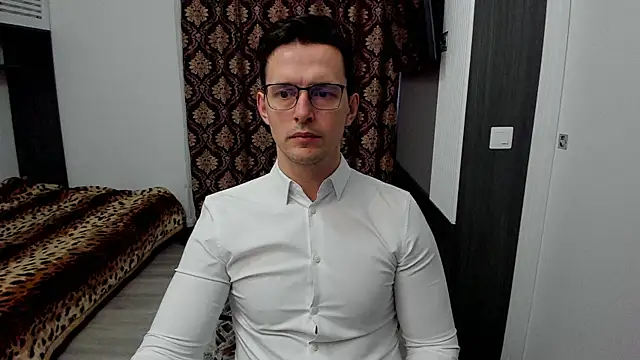 Snapshot of sexxymuscles4u chatting on March 2025 08:26:02 AM sexxymuscles4u online show from March 2025 08:26:02 AM