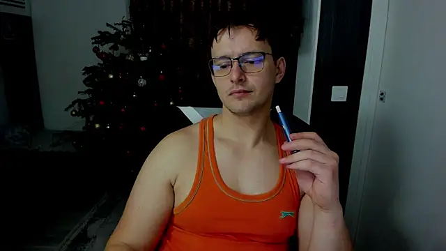 Snapshot of sexxymuscles4u chatting on January 2026 09:45:02 AM sexxymuscles4u online show from January 2026 09:45:02 AM