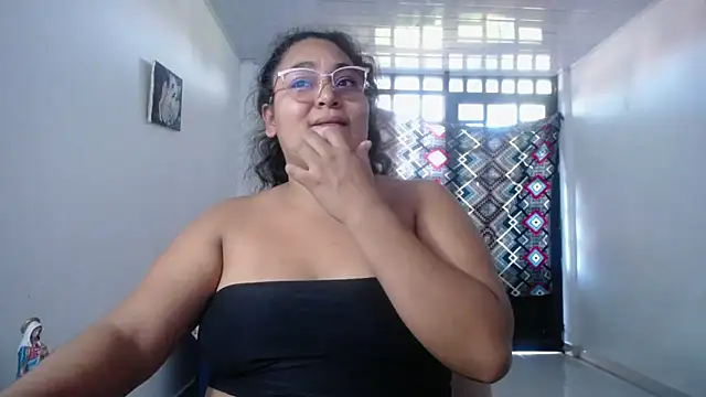sirena 15 online show from September 2025 09:59:02 PM