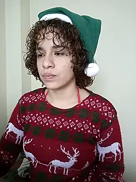 Snapshot of EmmaMelissa0521 chatting on December 2024 01:45:01 PM EmmaMelissa0521 online show from December 2024 01:45:01 PM