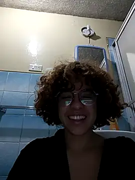 Snapshot of EmmaMelissa0521 chatting on December 2024 04:55:01 AM EmmaMelissa0521 online show from December 2024 04:55:01 AM