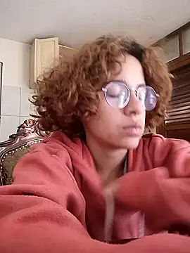 Snapshot of EmmaMelissa0521 chatting on January 2025 09:26:02 PM EmmaMelissa0521 online show from January 2025 09:26:02 PM