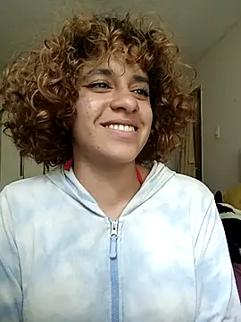 Snapshot of EmmaMelissa0521 chatting on March 2025 08:30:01 PM EmmaMelissa0521 online show from March 2025 08:30:01 PM