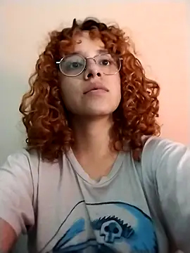 Snapshot of EmmaMelissa0521 chatting on November 2025 10:53:02 PM EmmaMelissa0521 online show from November 2025 10:53:02 PM