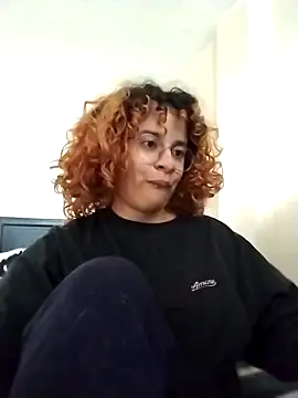 Snapshot of EmmaMelissa0521 chatting on February 2026 06:11:02 PM EmmaMelissa0521 online show from February 2026 06:11:02 PM