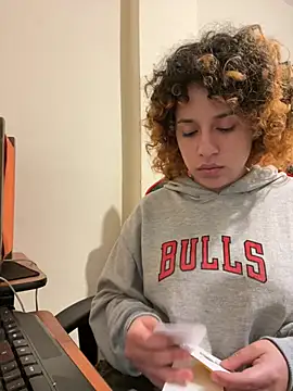 EmmaMelissa0521 online show from April 2026 02:05:02 AM