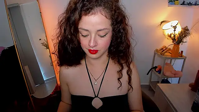 Snapshot of Cassandra_Caiin chatting on November 2025 04:18:01 PM Cassandra Caiin online show from November 2025 04:18:01 PM