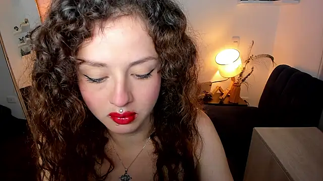 Snapshot of Cassandra_Caiin chatting on May 2026 02:28:01 AM Cassandra Caiin online show from May 2026 02:28:01 AM