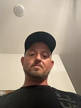 smokeymt420 online show from September 2025 05:11:02 AM