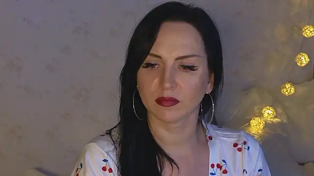 lily conor online show from December 2024 03:00:02 PM