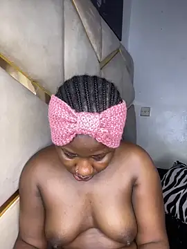 Snapshot of catty3232 chatting on November 2025 10:37:01 AM catty3232 online show from November 2025 10:37:01 AM