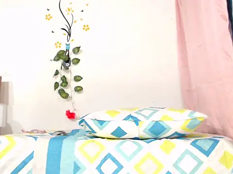 Estefani 32 online show from March 2025 08:29:02 PM