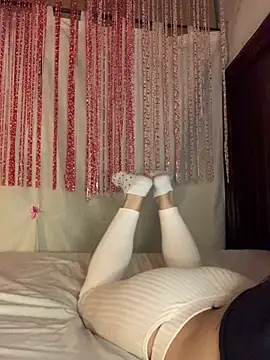 Estefani 32 online show from March 2026 03:12:01 PM