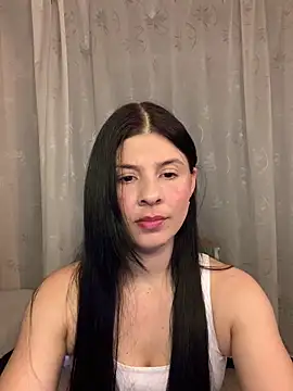Estefani 32 online show from May 2026 05:51:01 PM