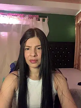 Estefani 32 online show from July 2026 09:55:01 PM