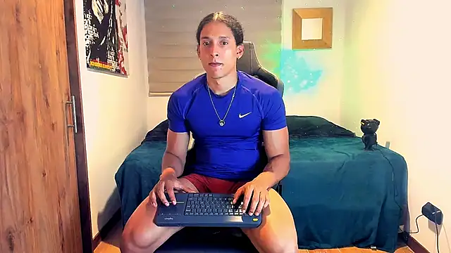 Liam V online show from January 2025 03:00:01 AM