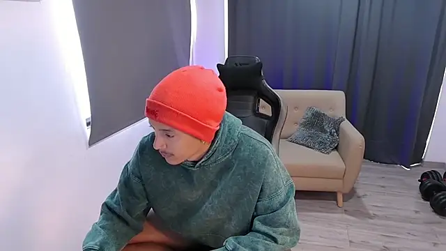Liam V online show from April 2026 12:40:01 PM