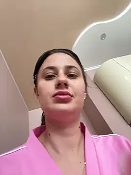 Flossy Vettie online show from July 2026 12:23:01 PM
