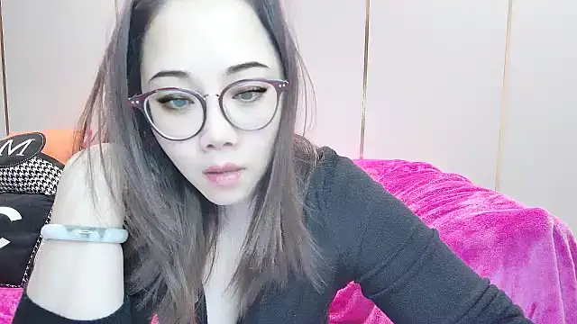 Snapshot of Giuliam chatting on February 2025 12:30:01 AM Giuliam online show from February 2025 12:30:01 AM