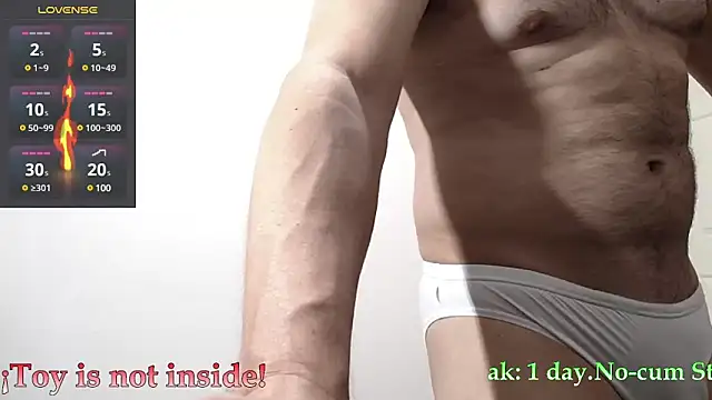 Snapshot of hxmisterh chatting on March 2025 04:05:02 AM hxmisterh online show from March 2025 04:05:02 AM