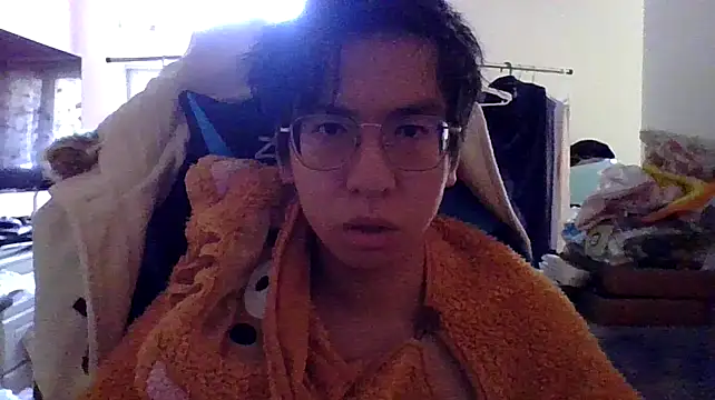 Snapshot of charlie_xdd chatting on January 2025 09:15:01 AM charlie xdd online show from January 2025 09:15:01 AM