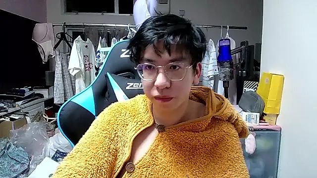 Snapshot of charlie_xdd chatting on January 2026 01:16:02 PM charlie xdd online show from January 2026 01:16:02 PM