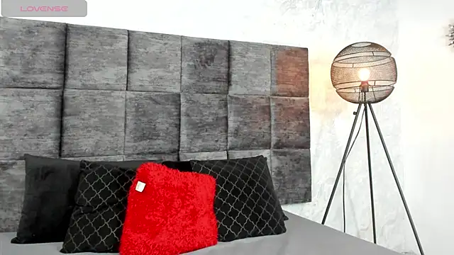 SusanRodriguez  online show from January 2025 07:40:01 PM