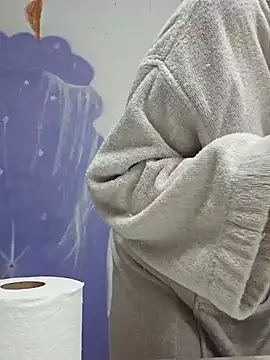 ScarletCallings420 online show from December 2024 06:50:01 PM