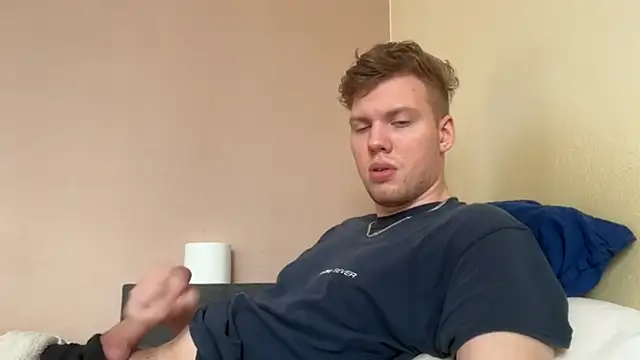 sexybooii6968 online show from October 2025 01:03:02 PM