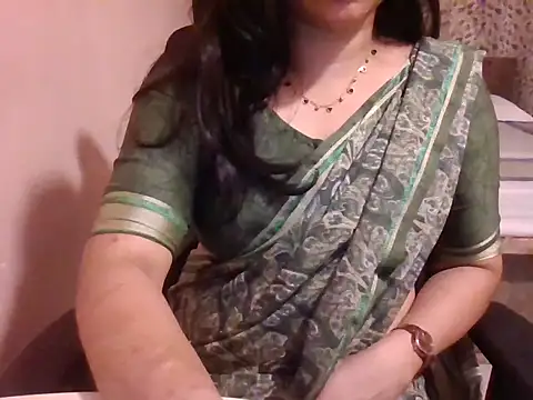 Snapshot of Pinky_4 chatting on March 2026 02:33:02 PM Pinky 4 online show from March 2026 02:33:02 PM