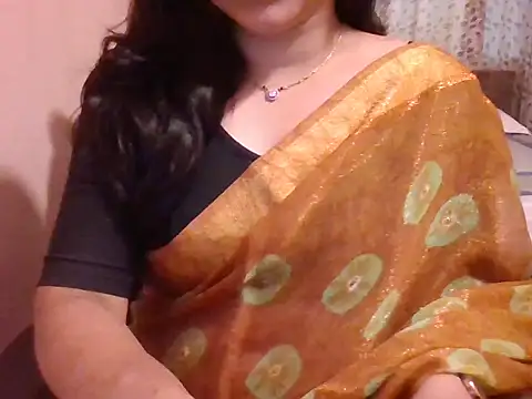 Snapshot of Pinky_4 chatting on April 2026 04:57:01 AM Pinky 4 online show from April 2026 04:57:01 AM