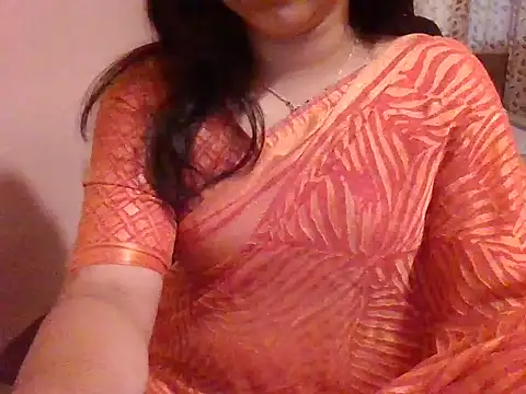 Snapshot of Pinky_4 chatting on April 2026 05:18:02 AM Pinky 4 online show from April 2026 05:18:02 AM