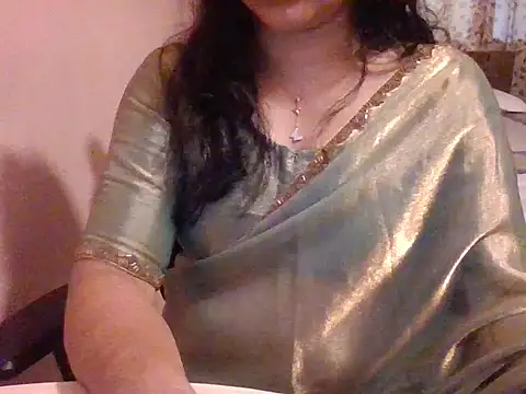 Snapshot of Pinky_4 chatting on April 2026 09:13:01 AM Pinky 4 online show from April 2026 09:13:01 AM